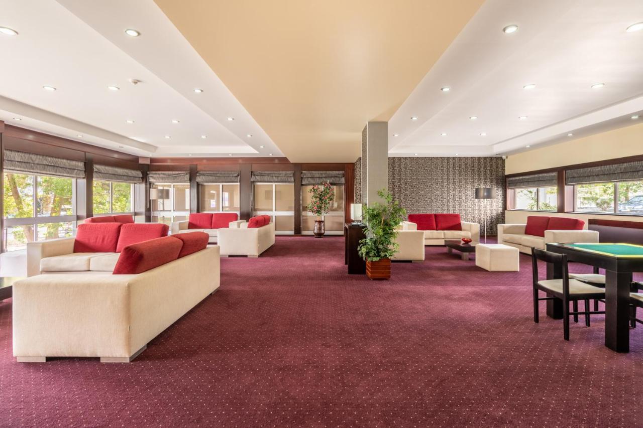 Hotel Colmeia Monte Real Εξωτερικό φωτογραφία