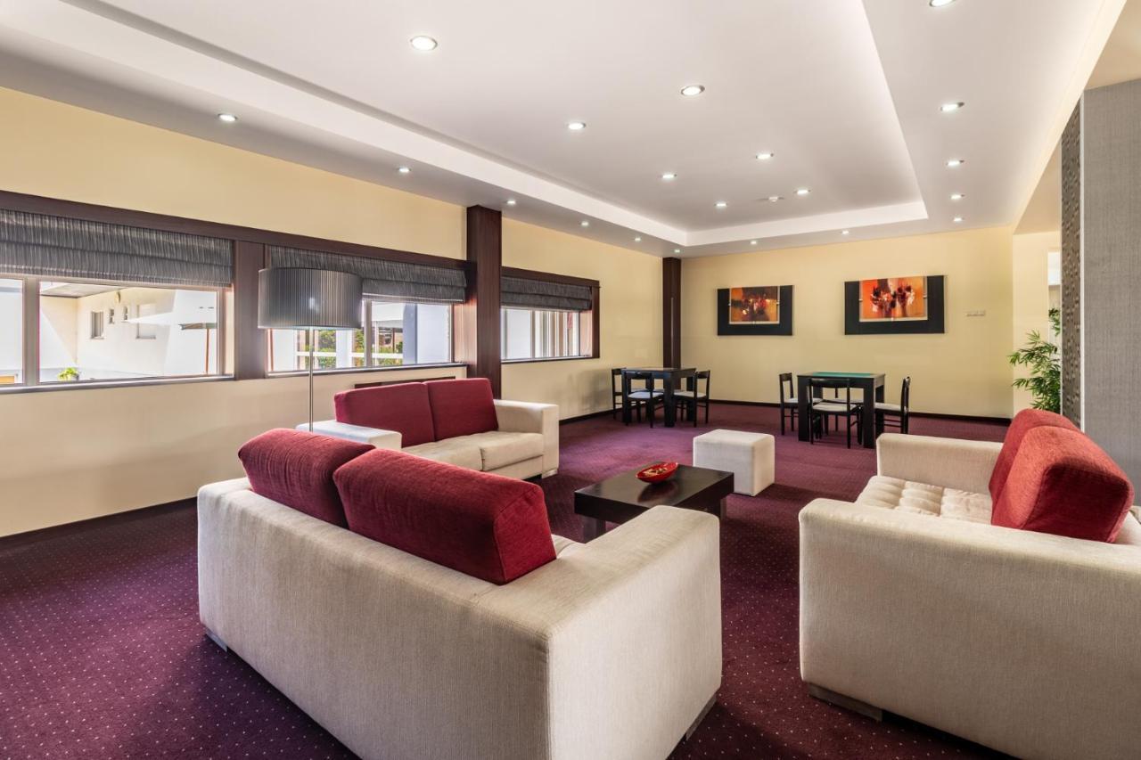 Hotel Colmeia Monte Real Εξωτερικό φωτογραφία