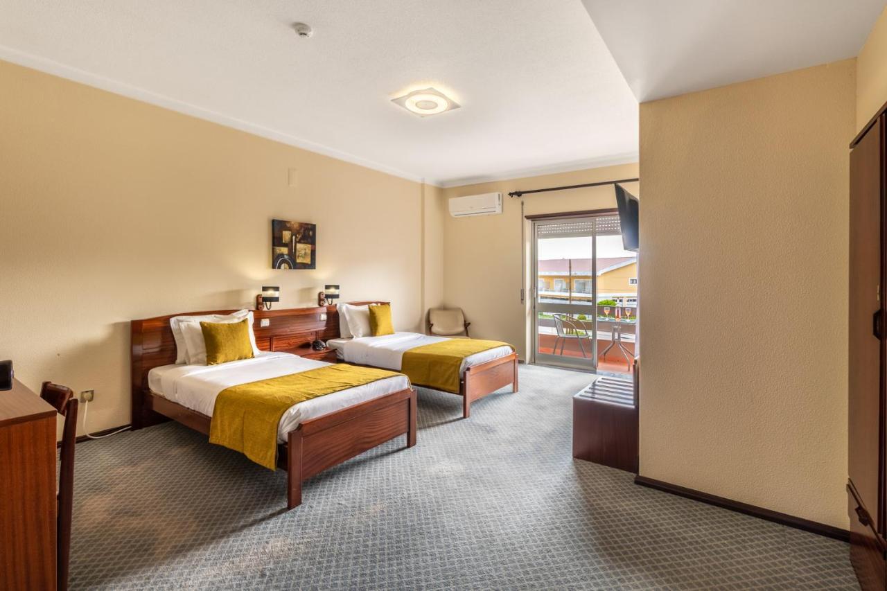 Hotel Colmeia Monte Real Εξωτερικό φωτογραφία